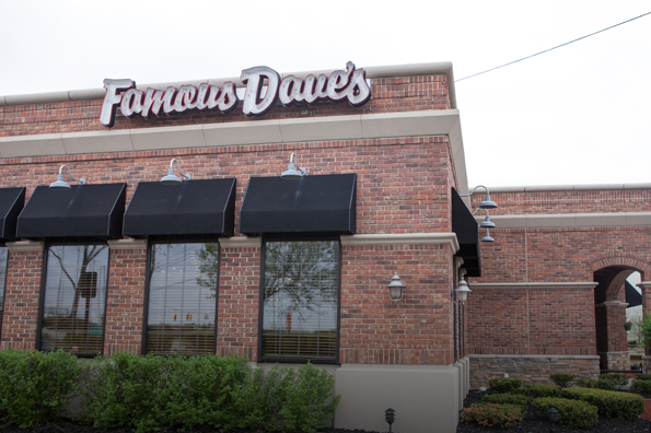 Famous Dave S Locations Famous Dave S Detroit Detroit Mi